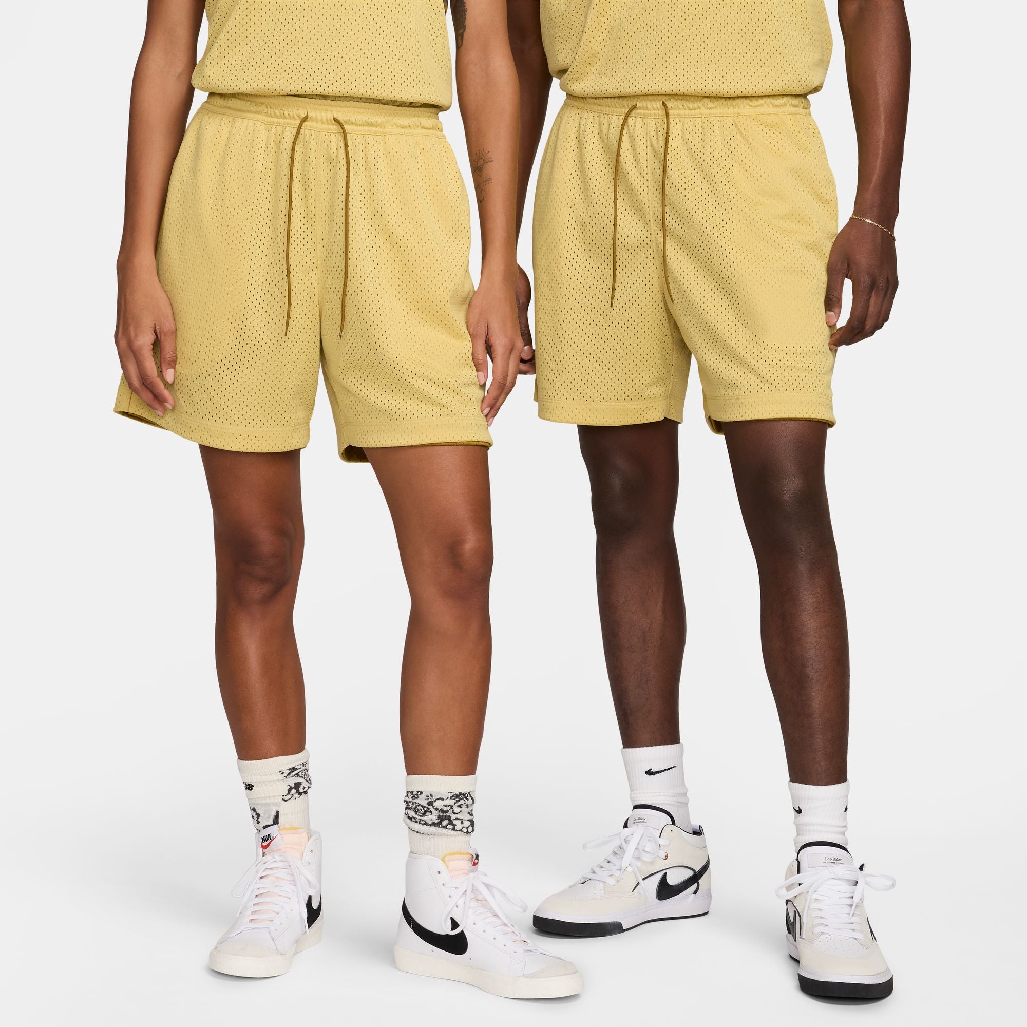 Nike SB Skate Reversible Basketball Shorts Saturn Gold/Bronzine