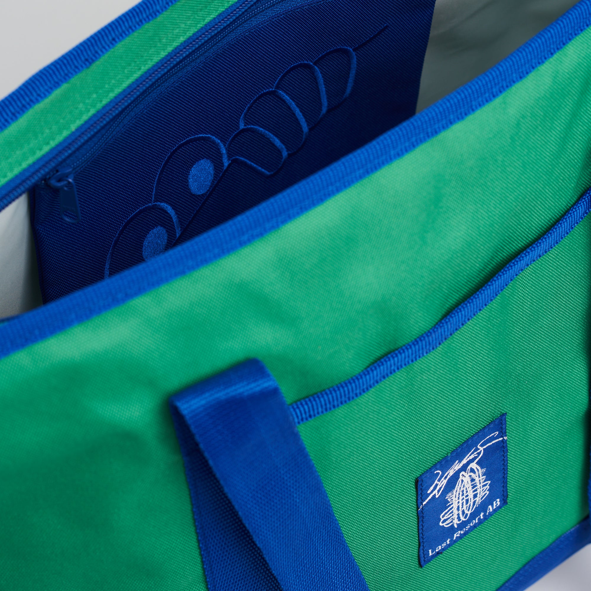 Last Resort AB x Julian Smith Cooler Bag Kelly Green/Klein Blue