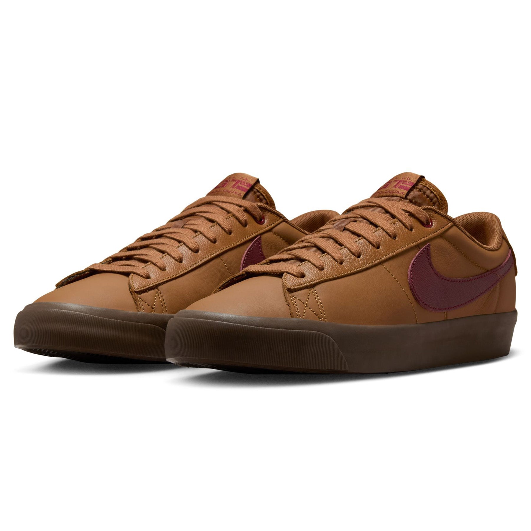 Nike SB Blazer Low Pro GT Light British Tan/Gum/Team Red
