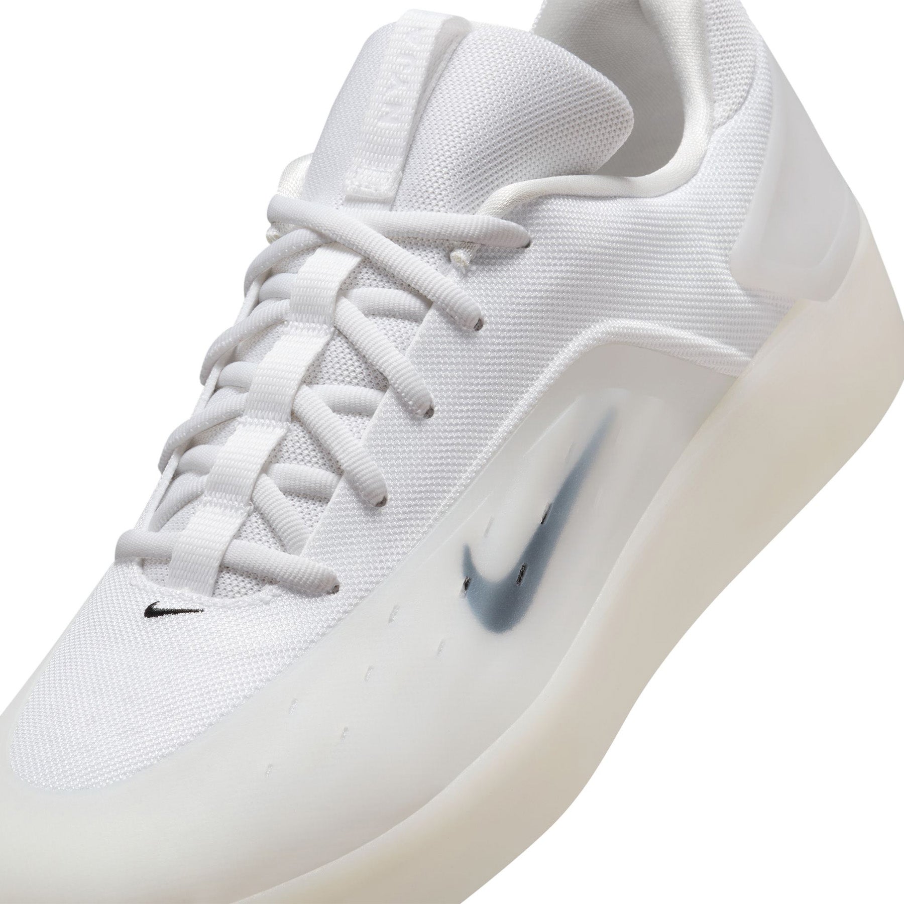 Nike SB Nyjah 4 White/Black