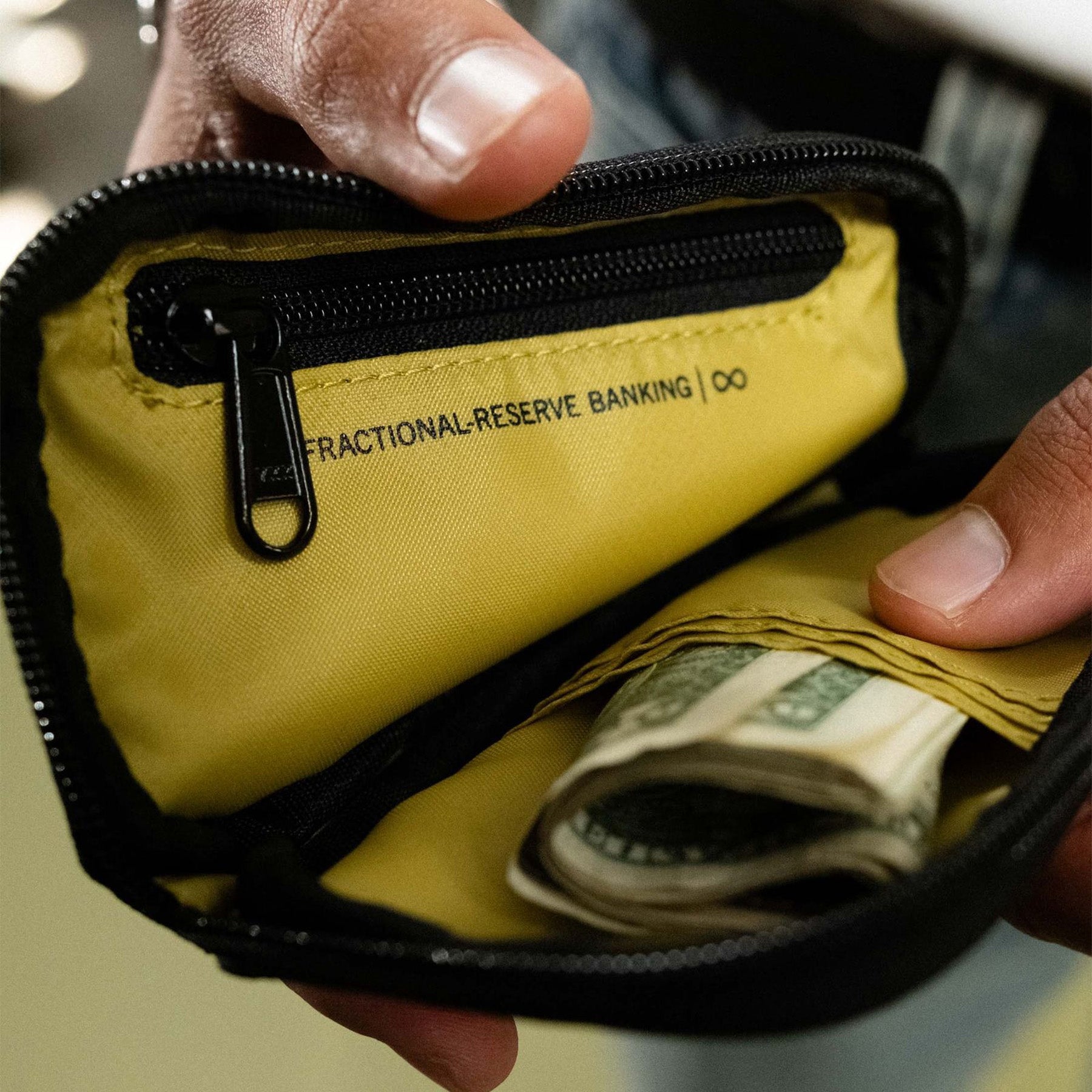 Quasi Crypto Wallet Black